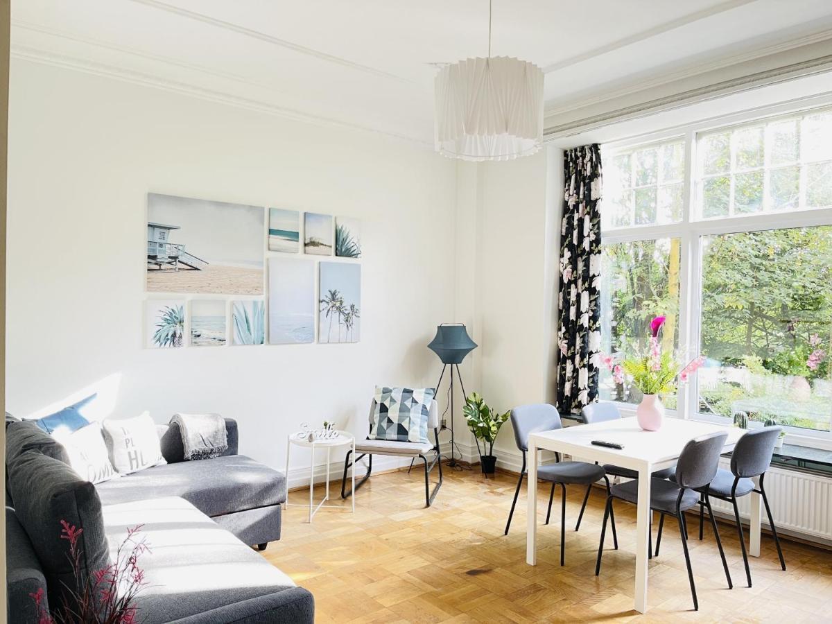 Aday - Aalborg Mansion - Big Apartment With Garden Екстериор снимка
